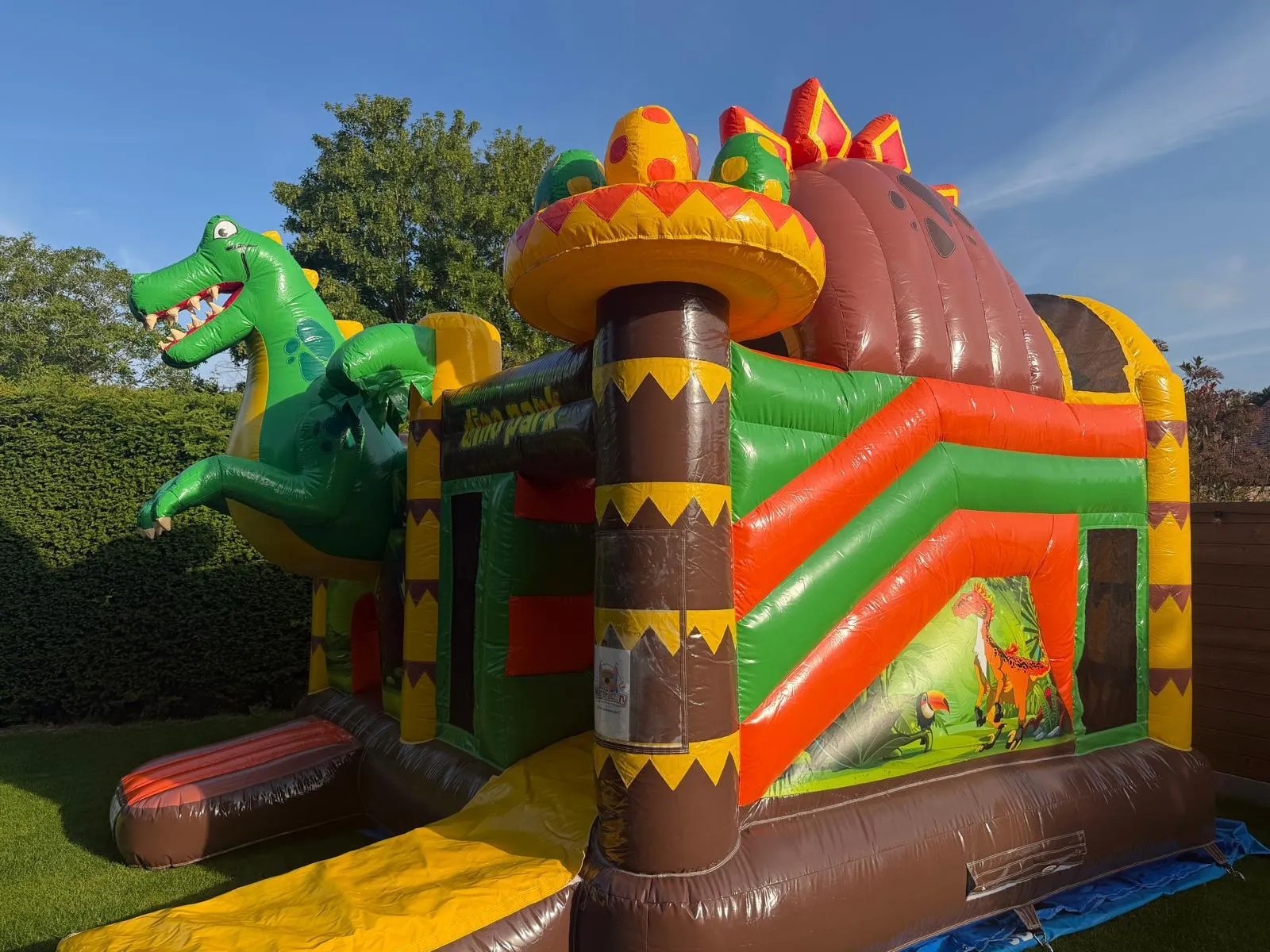 Multiplay Dino Springkasteel - foto 2